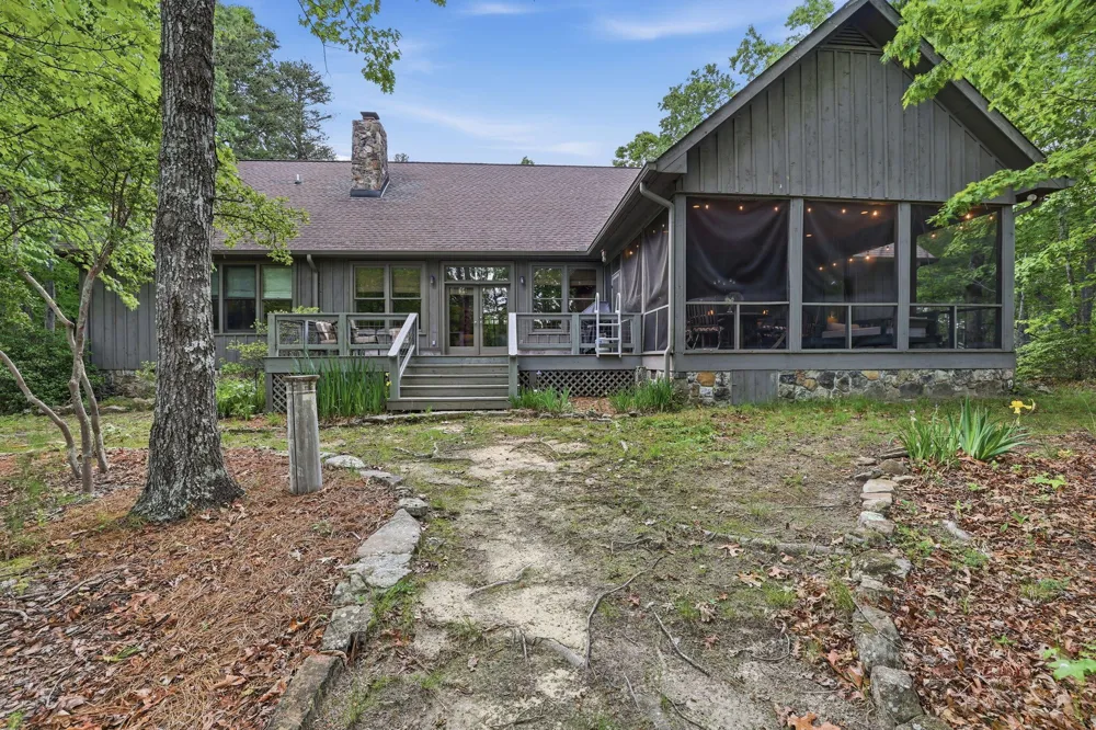 479 Lake Loop Road Menlo, GA 30731