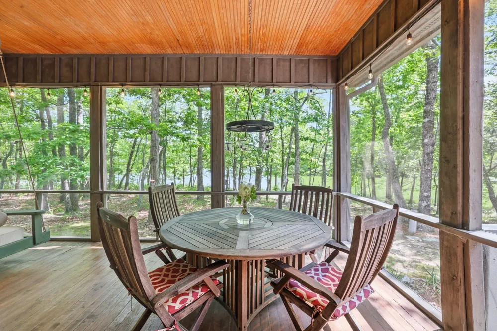 479 Lake Loop Road Menlo, GA 30731