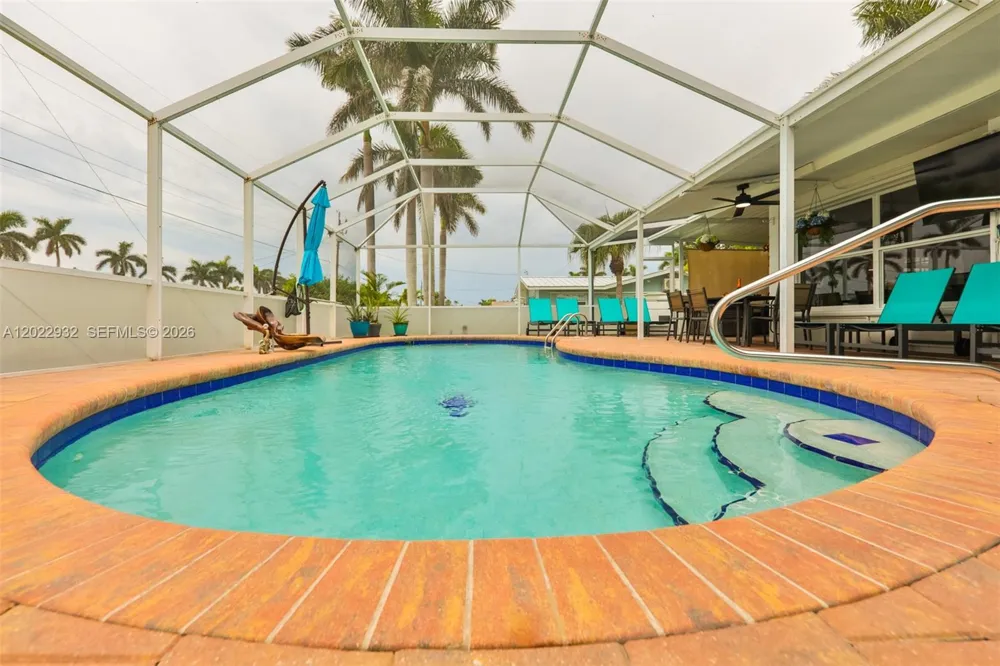 450 bayshore dr Cape Coral, FL 33904