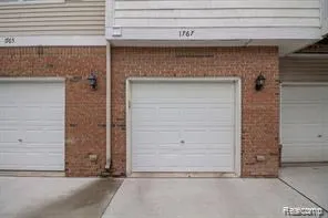 1767 Welland Street Howell City, MI 48855