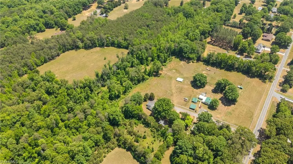 122 Buck Road Eden, NC 27288