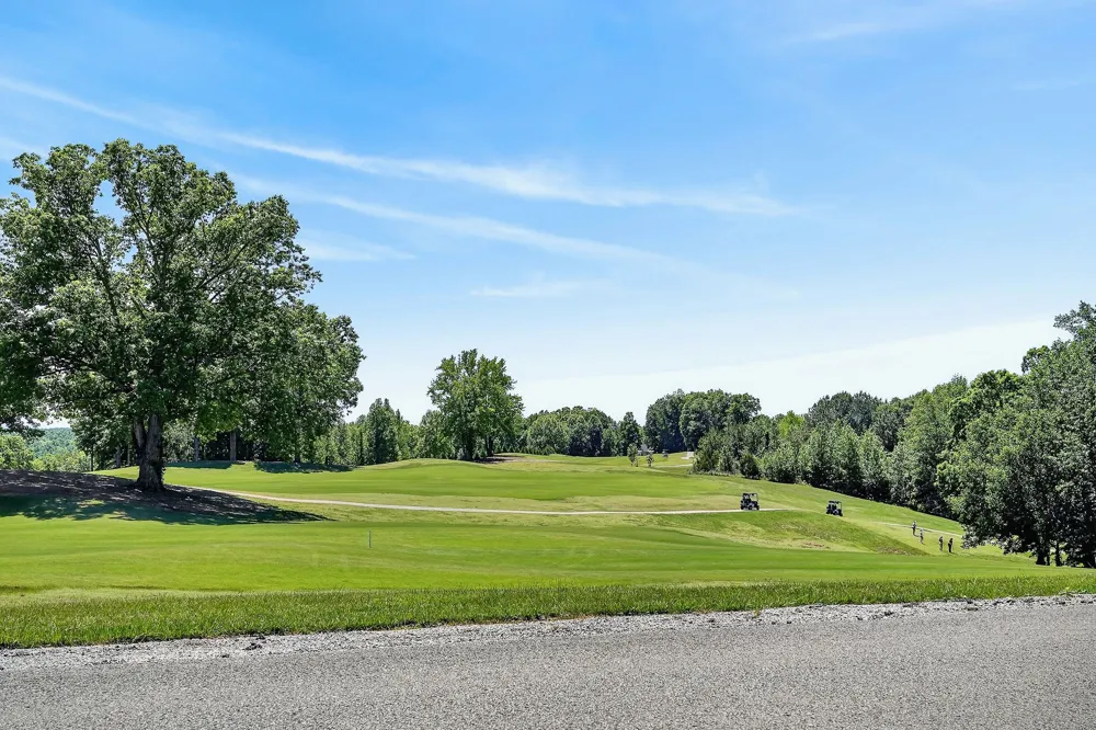 10 Mountain Harbor Trce Sparta, TN 38583