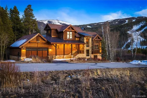 293 Caravelle Drive