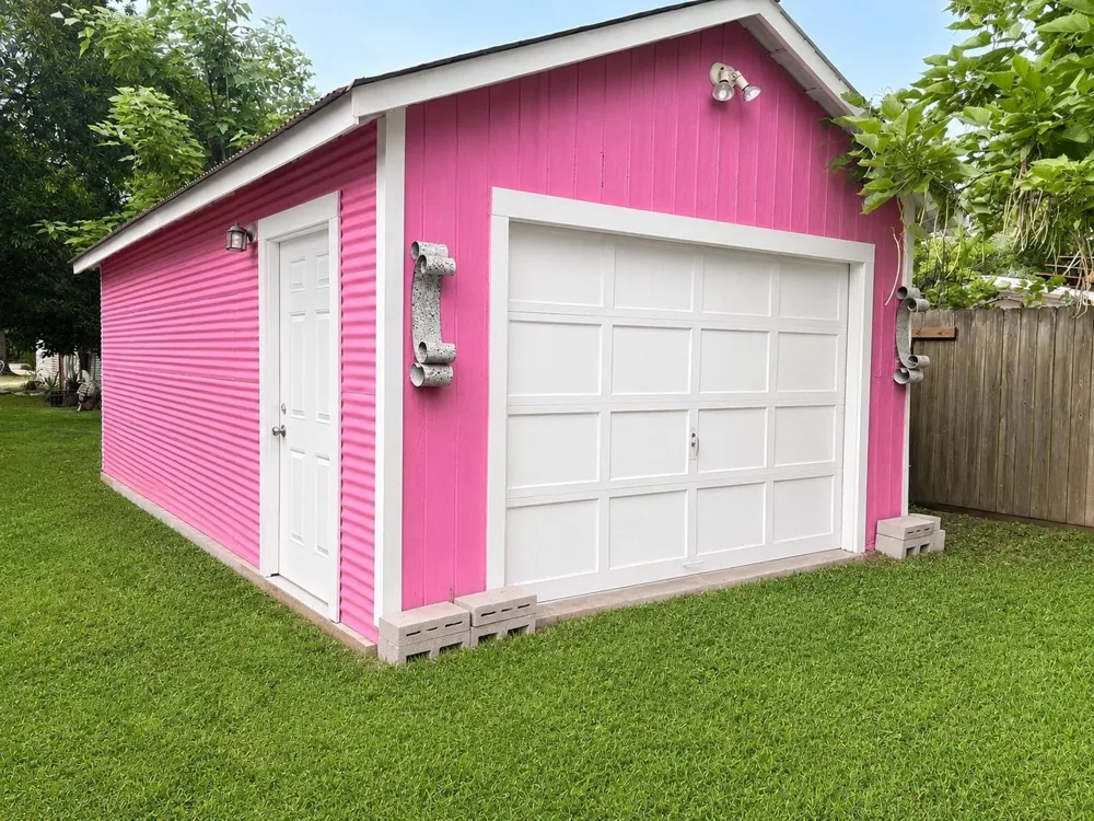 203 Mcneir Street Anahuac, TX 77514
