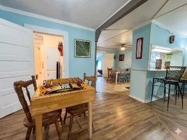 203 Mcneir Street Anahuac, TX 77514