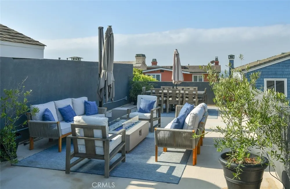 947 W Balboa Newport Beach, CA 92661