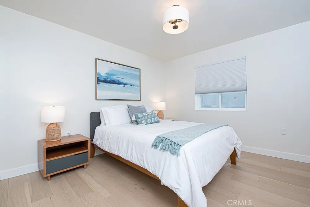 947 W Balboa Newport Beach, CA 92661
