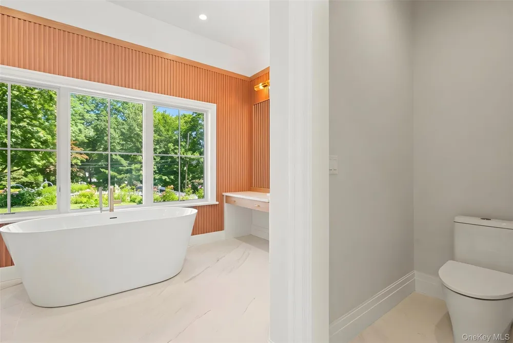 244 Sea Mecox Road Southampton, NY 11968