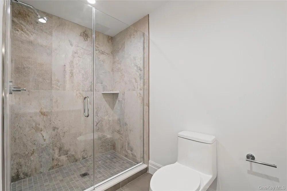 244 Sea Mecox Road Southampton, NY 11968