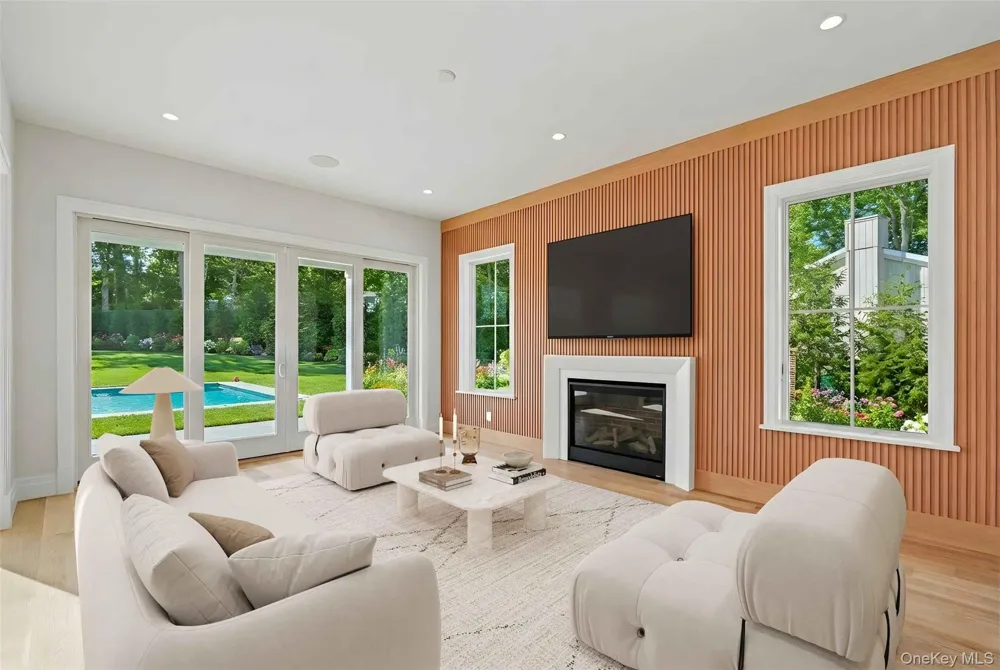 244 Sea Mecox Road Southampton, NY 11968