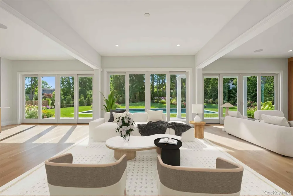 244 Sea Mecox Road Southampton, NY 11968