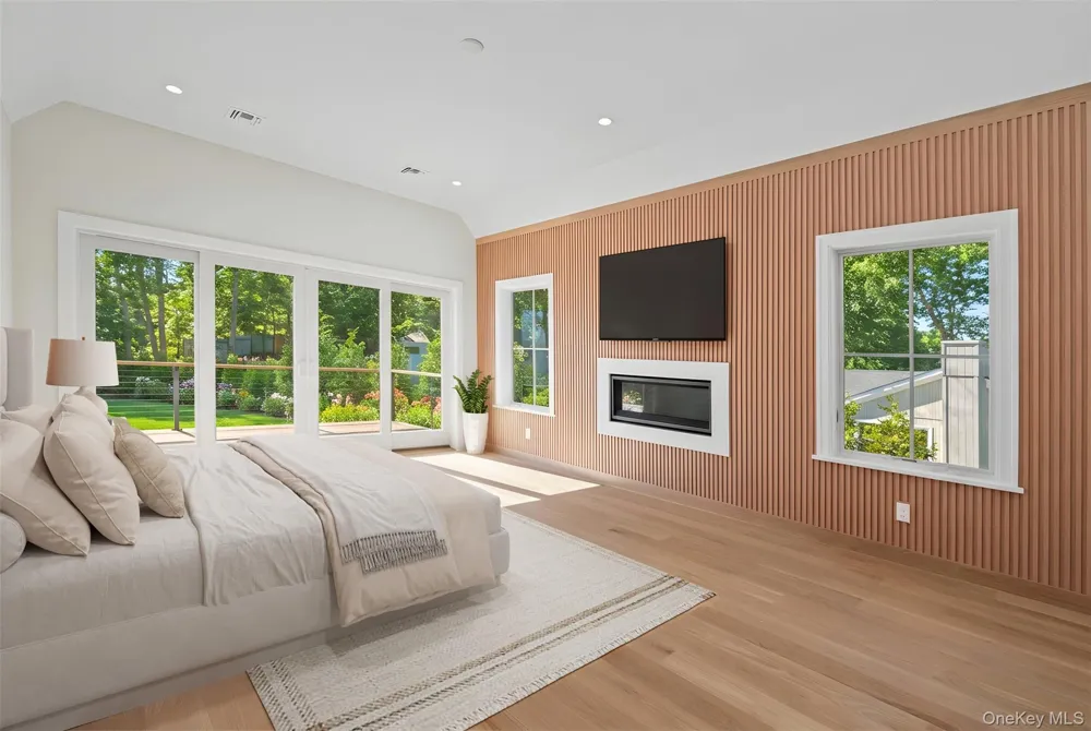 244 Sea Mecox Road Southampton, NY 11968