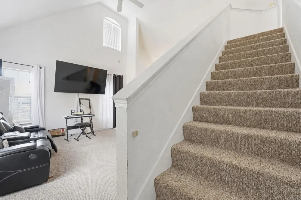 10436 WHITE LAKE COURT #10436 Tampa, FL 33626