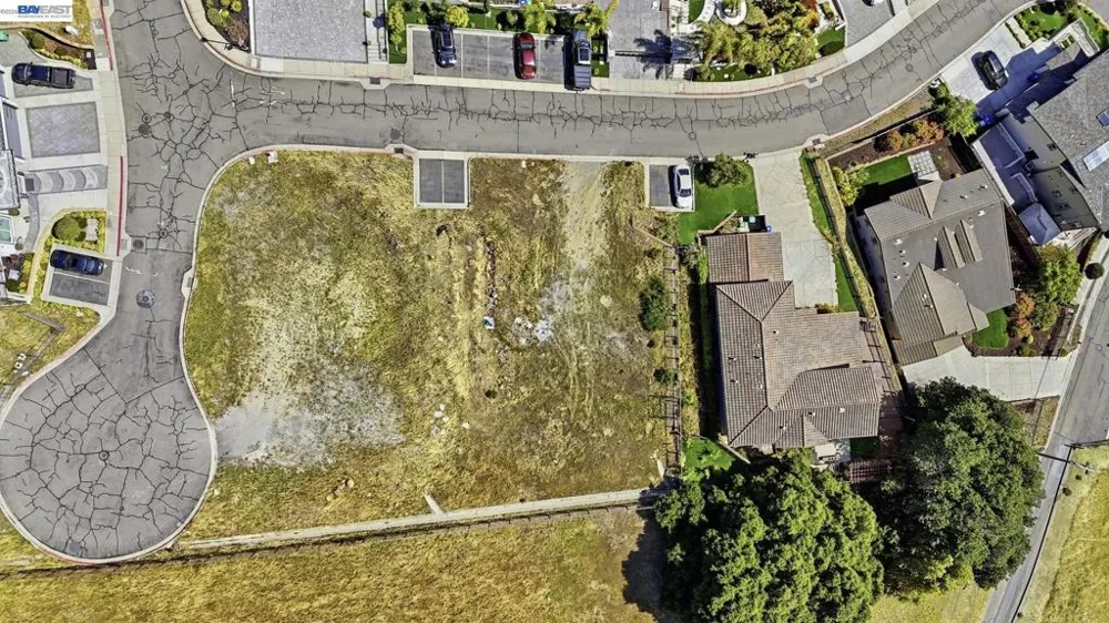 3588 Sarita St Hayward, CA 94542