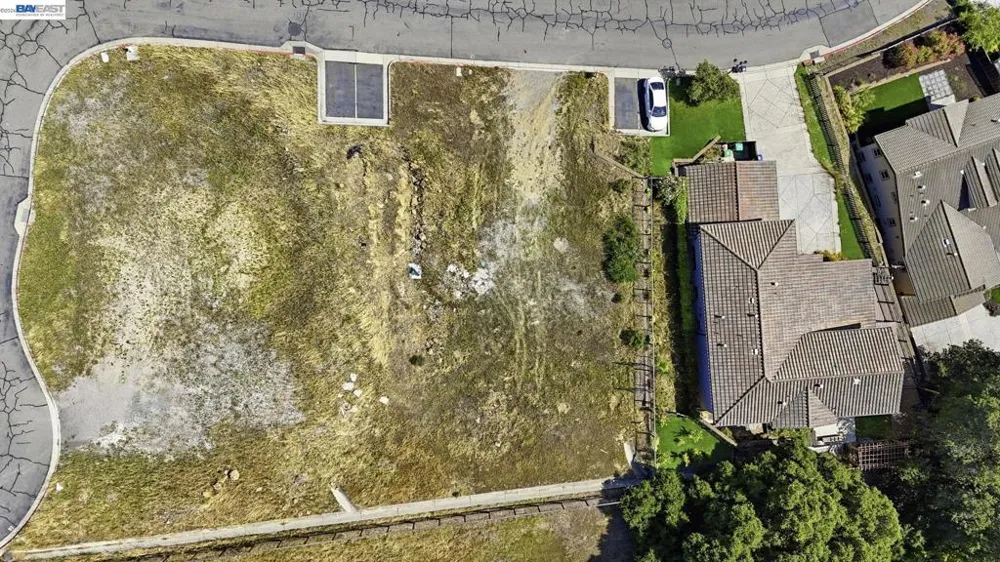 3588 Sarita St Hayward, CA 94542