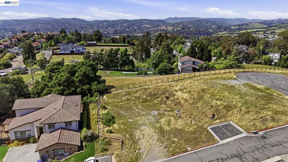 3588 Sarita St Hayward, CA 94542