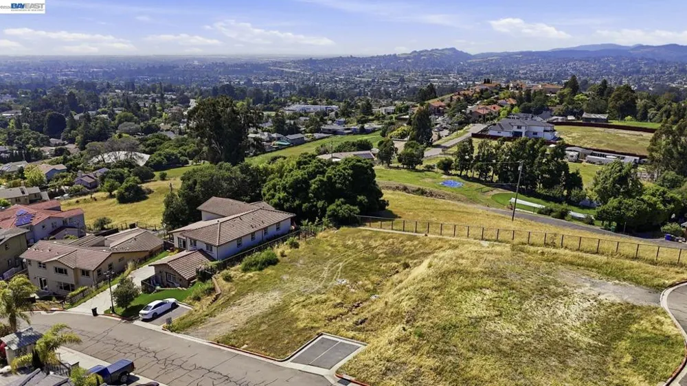 3588 Sarita St Hayward, CA 94542