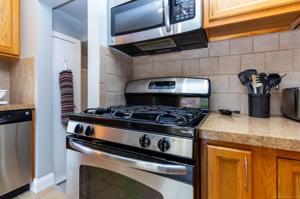 21526 Englehardt Street St Clair Shores City, MI 48080