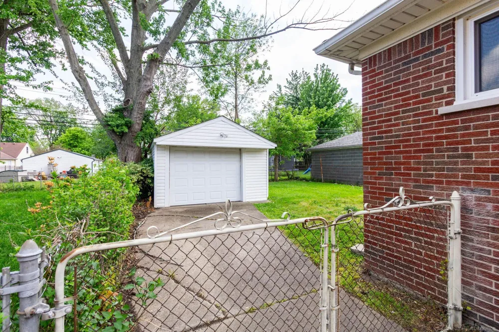 21526 Englehardt Street St Clair Shores City, MI 48080