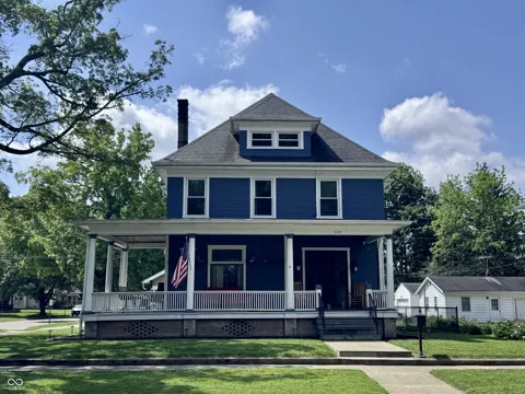 389 E Washington Street