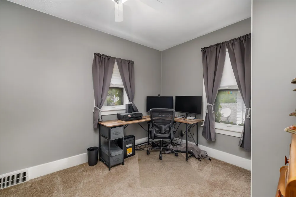 1023 Longfellow Avenue Royal Oak, MI 48067