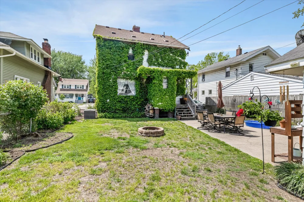 1023 Longfellow Avenue Royal Oak, MI 48067