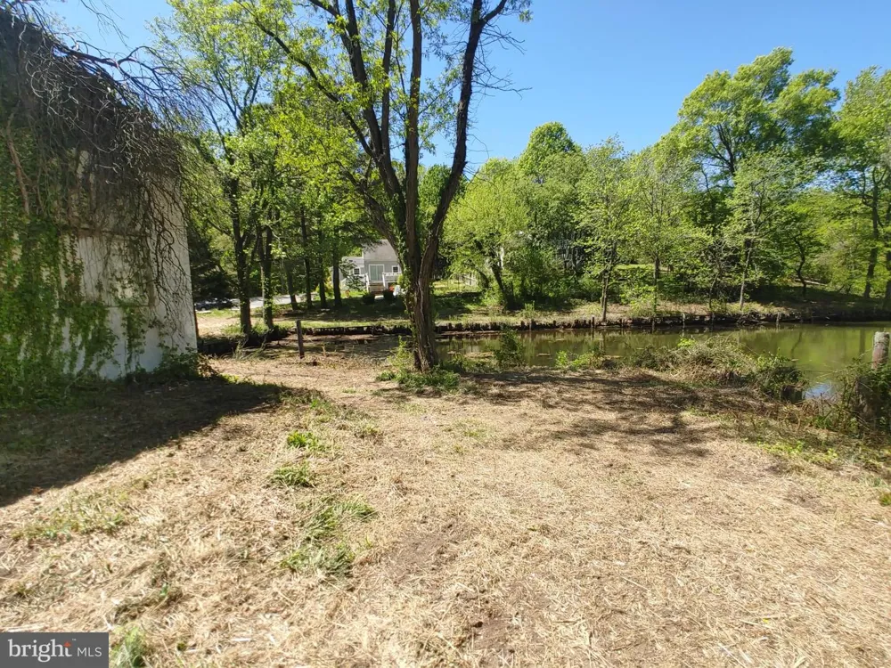 4180 SHOREHAM BEACH ROAD Edgewater, MD 21037