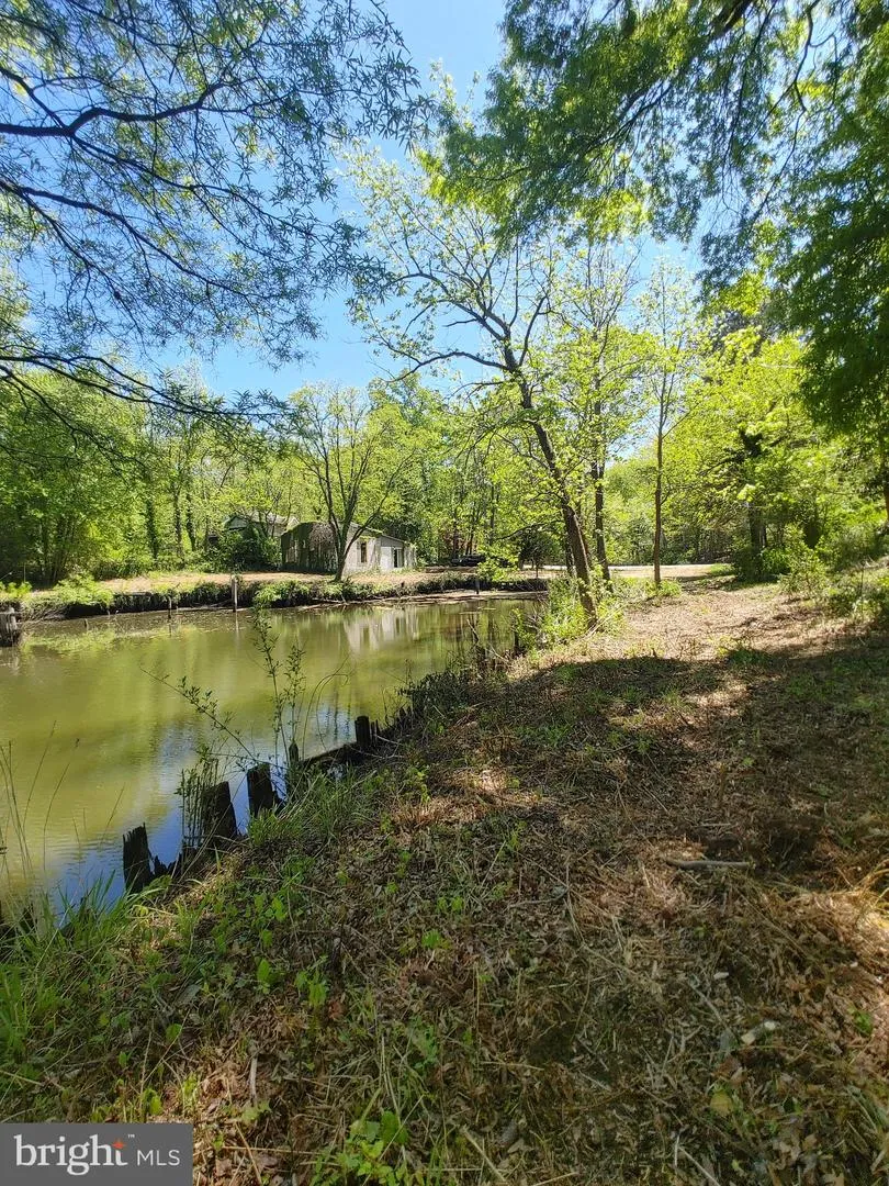 4180 SHOREHAM BEACH ROAD Edgewater, MD 21037