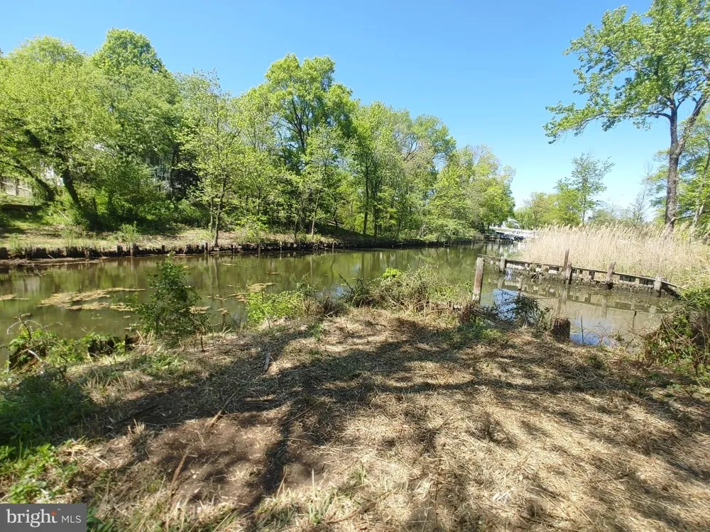 4180 SHOREHAM BEACH ROAD Edgewater, MD 21037