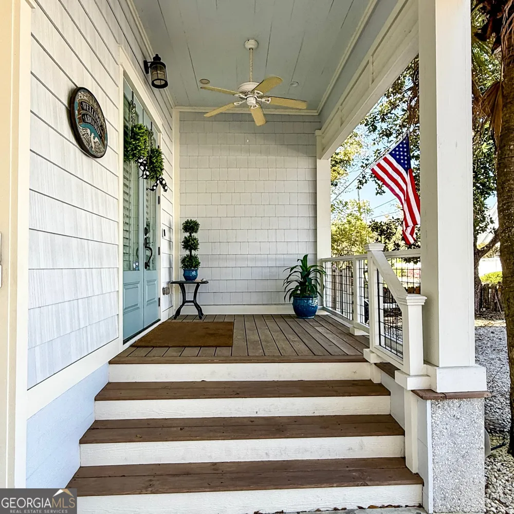 1040 Demere RD St. Simons, GA 31522