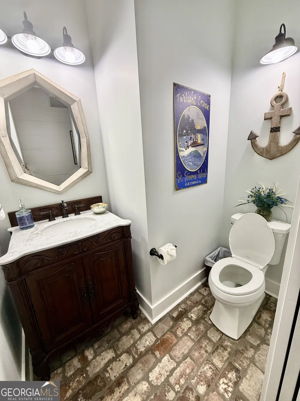 1040 Demere RD St. Simons, GA 31522