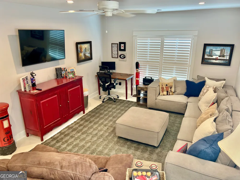 1040 Demere RD St. Simons, GA 31522