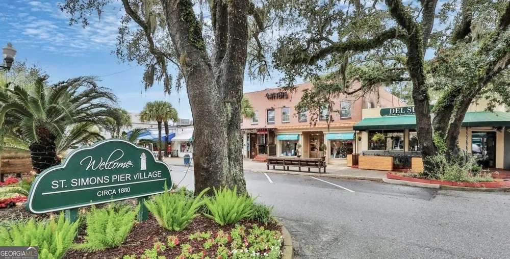 1040 Demere RD St. Simons, GA 31522