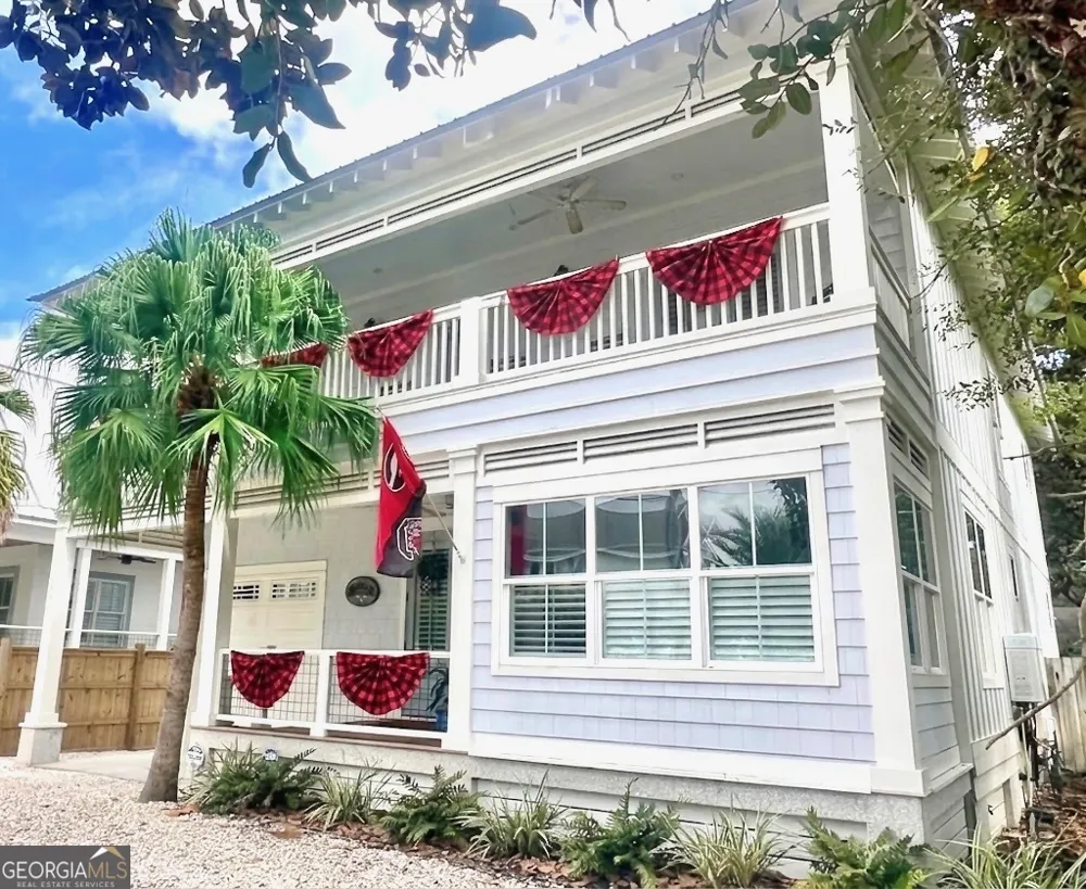 1040 Demere RD St. Simons, GA 31522