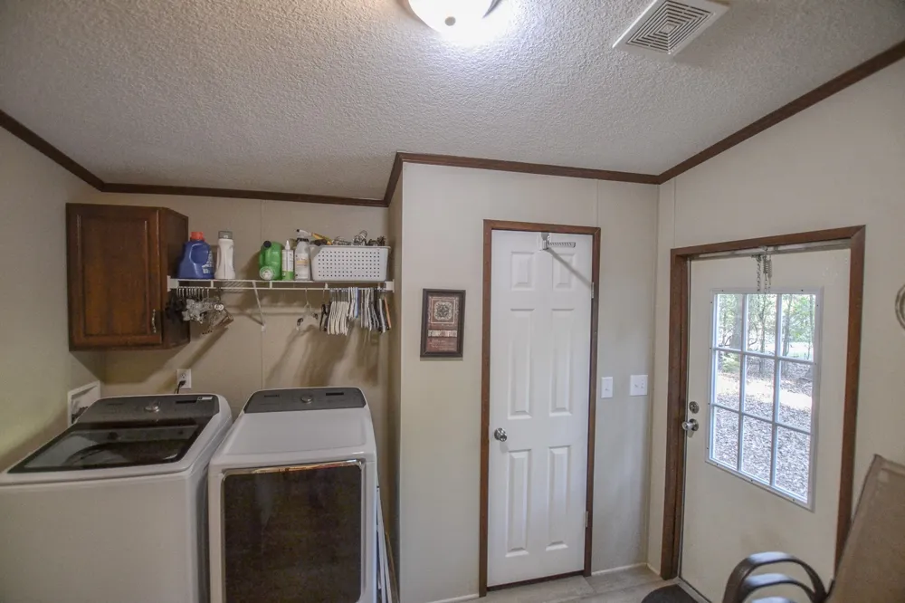 7821 Cr-3409 Chandler, TX 75758