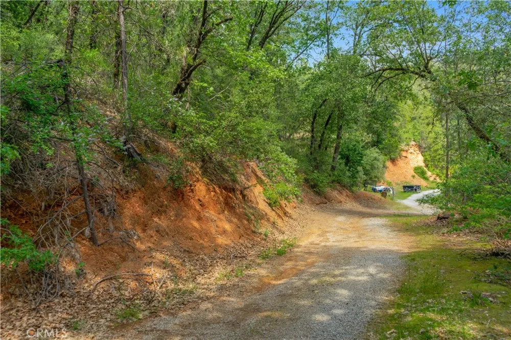 19753 Bonnie Vista Lakehead, CA 96051