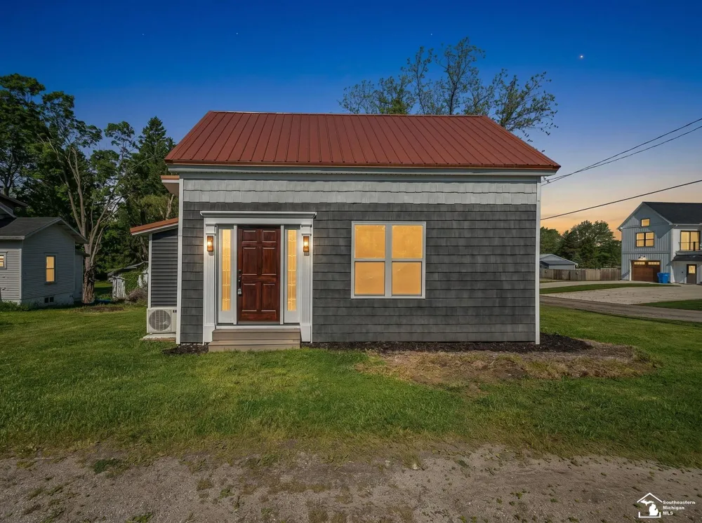 6621 Devils Lake Highway Woodstock Township, MI 49253