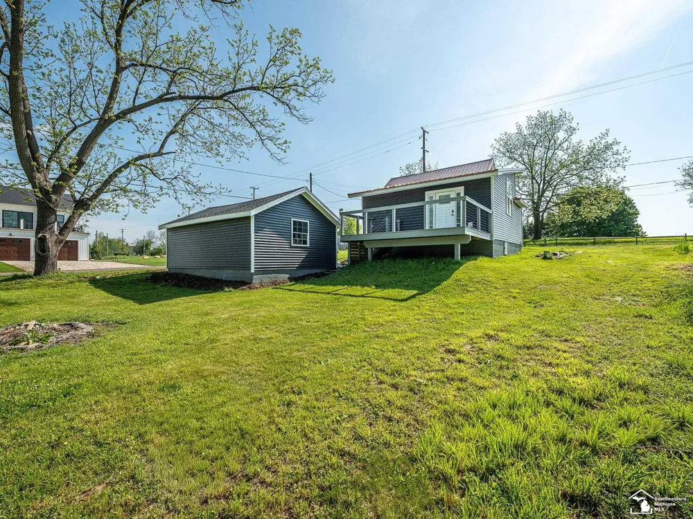 6621 Devils Lake Highway Woodstock Township, MI 49253