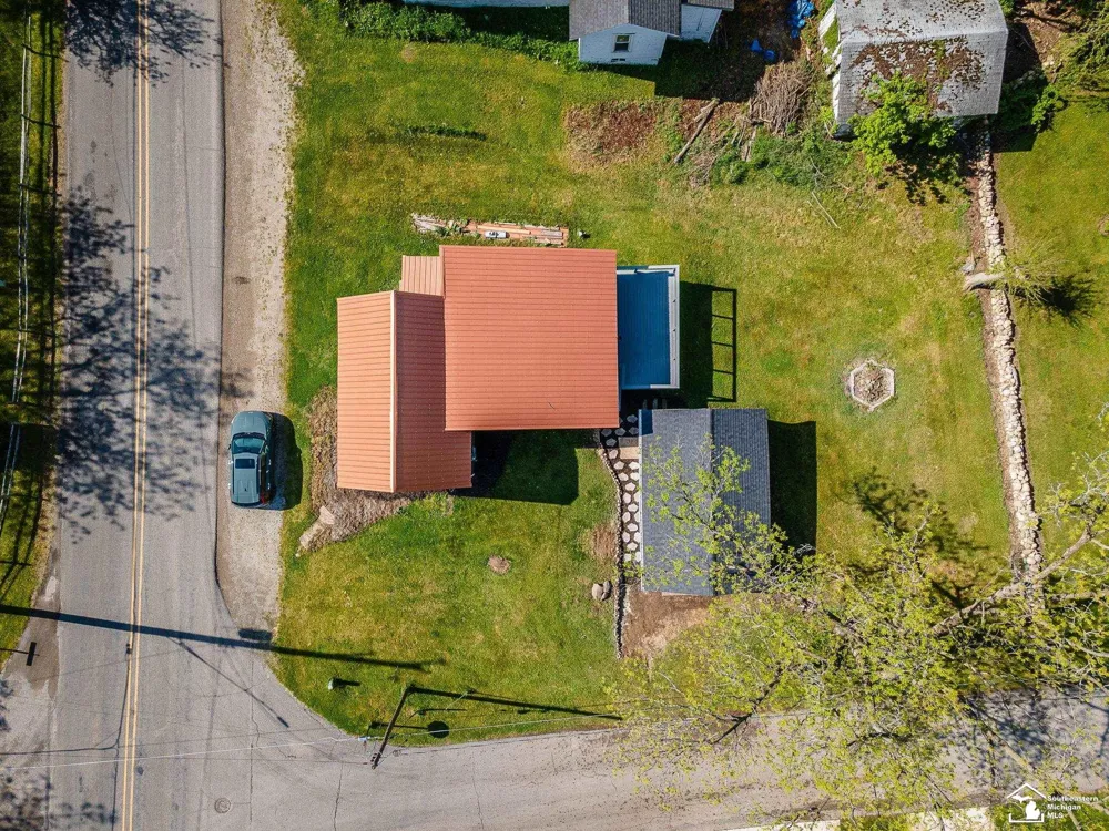 6621 Devils Lake Highway Woodstock Township, MI 49253