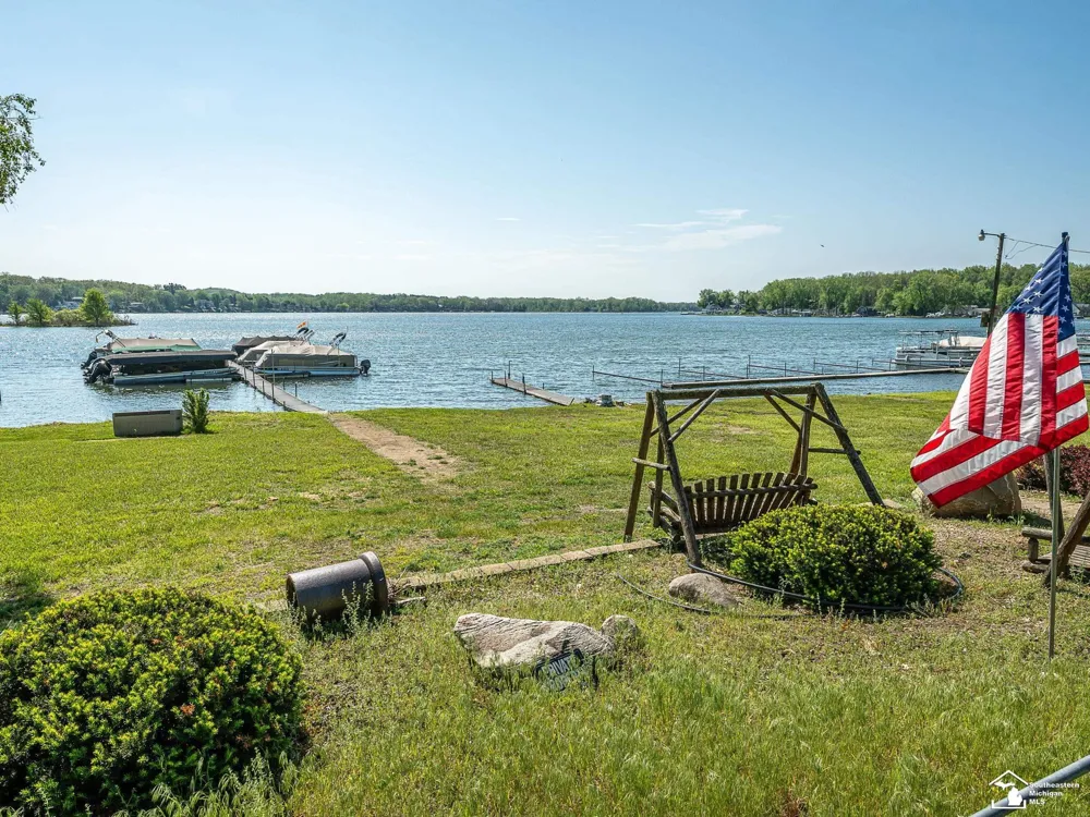 6621 Devils Lake Highway Woodstock Township, MI 49253