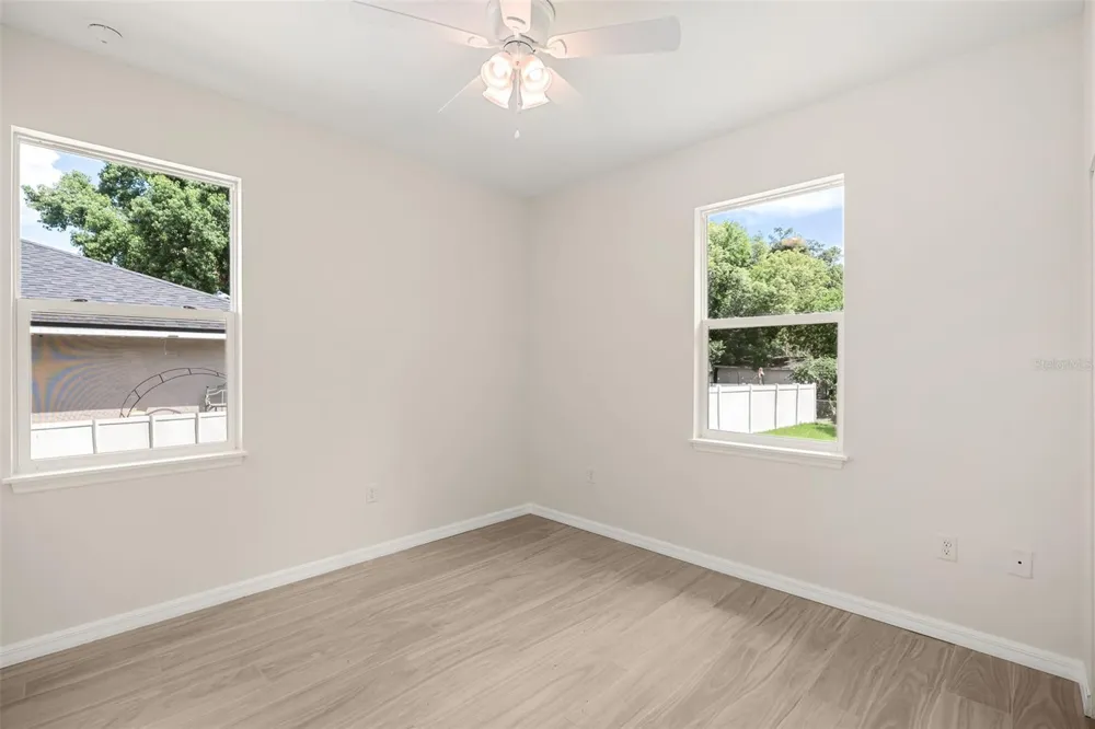 247 DEBARY DR Debary, FL 32713