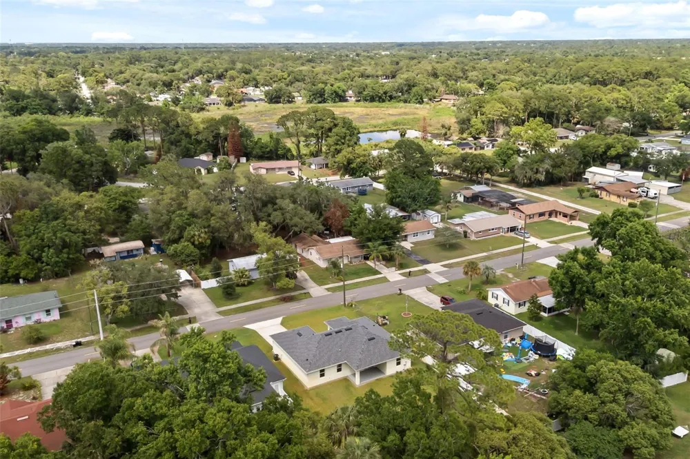 247 DEBARY DR Debary, FL 32713