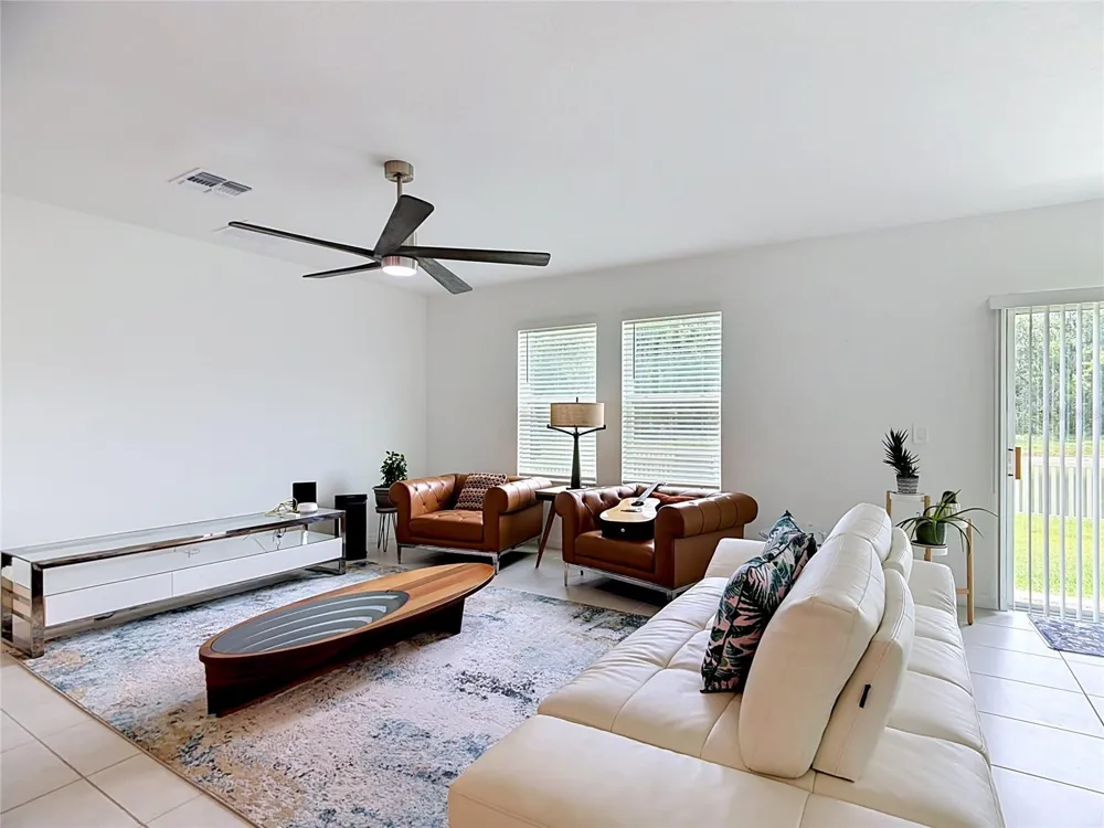 1633 RED LOOP Lakeland, FL 33801