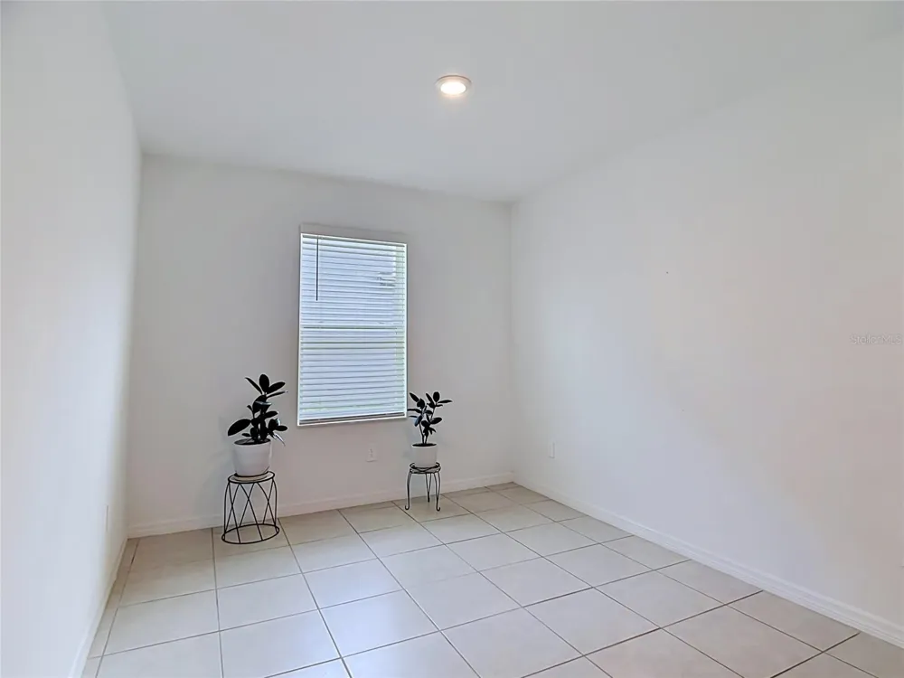 1633 RED LOOP Lakeland, FL 33801
