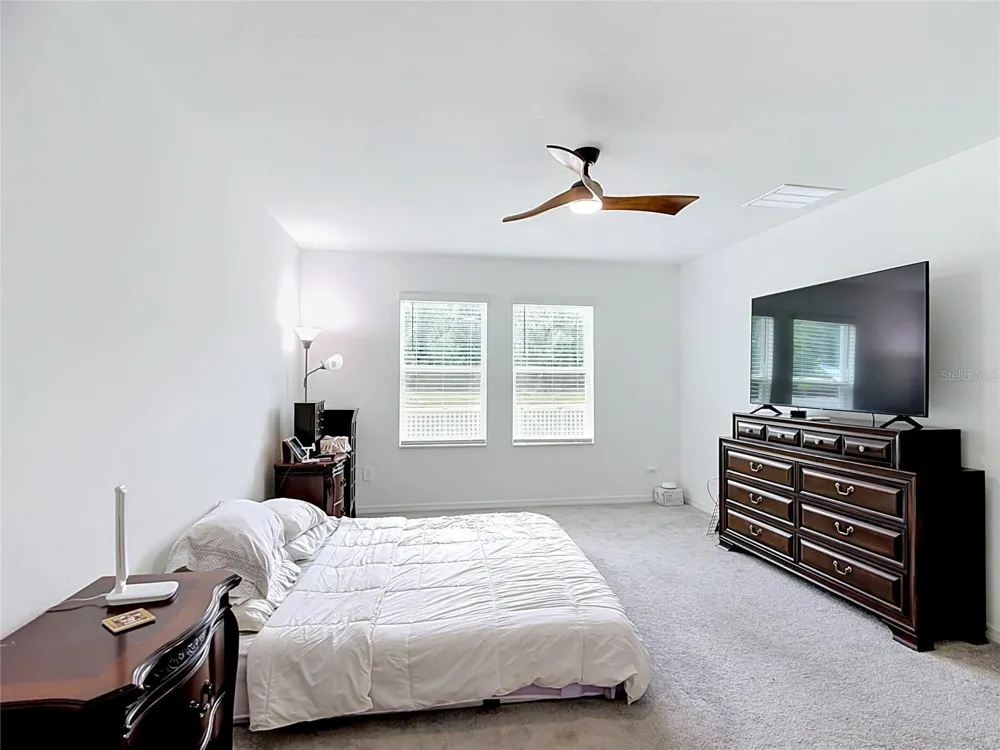 1633 RED LOOP Lakeland, FL 33801
