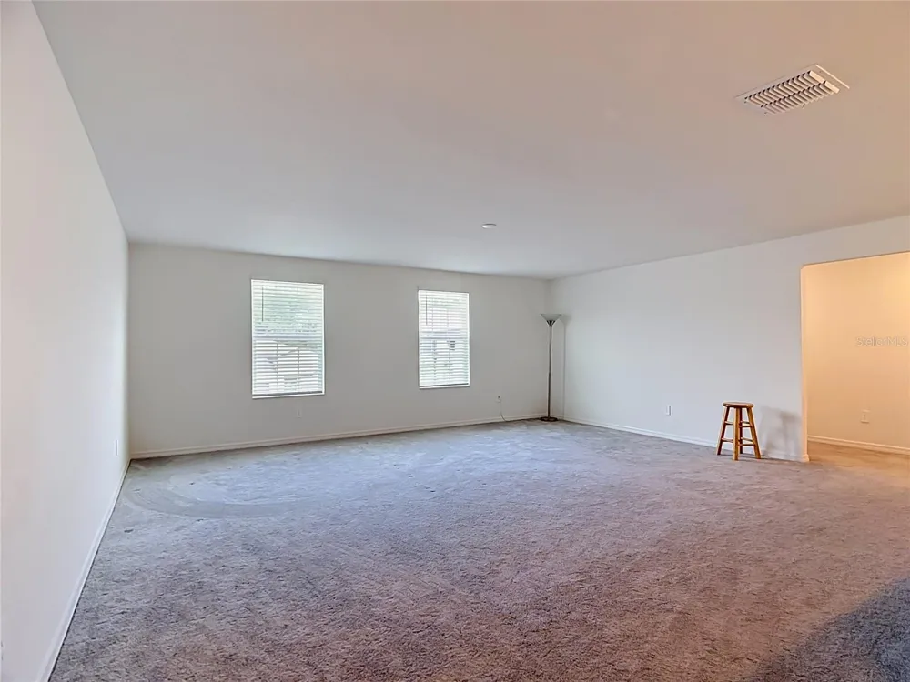 1633 RED LOOP Lakeland, FL 33801
