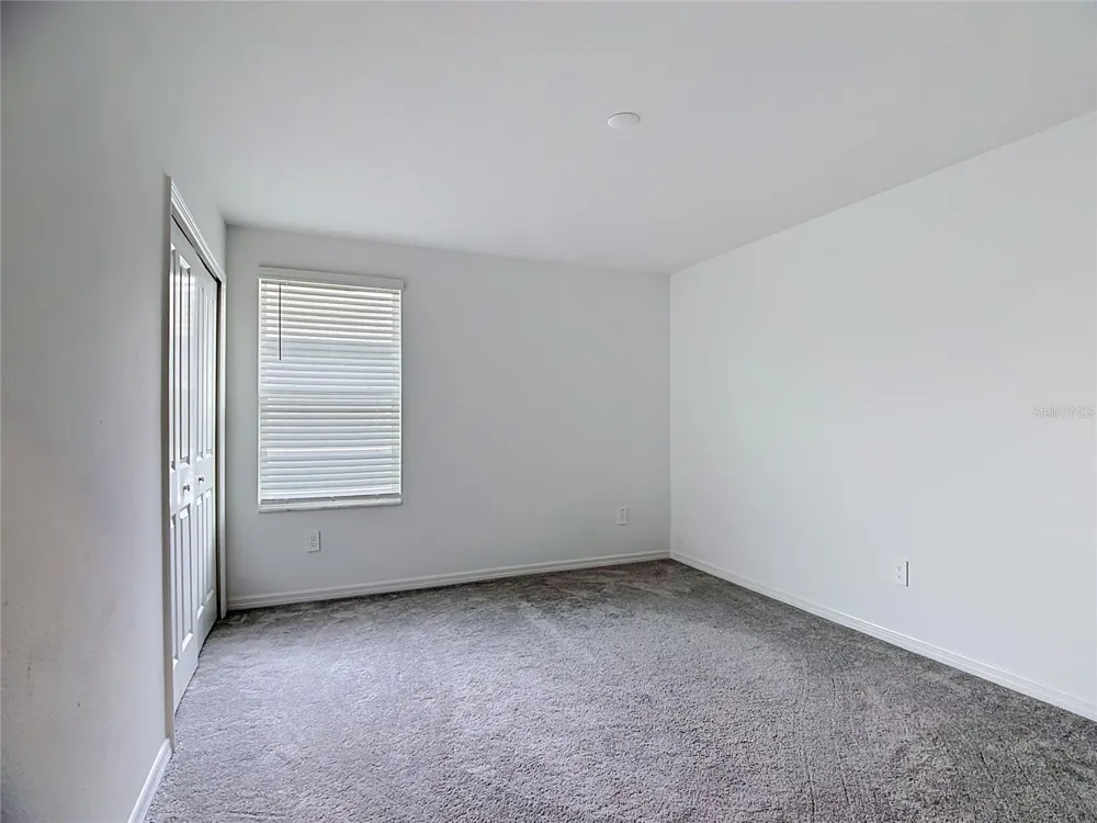 1633 RED LOOP Lakeland, FL 33801