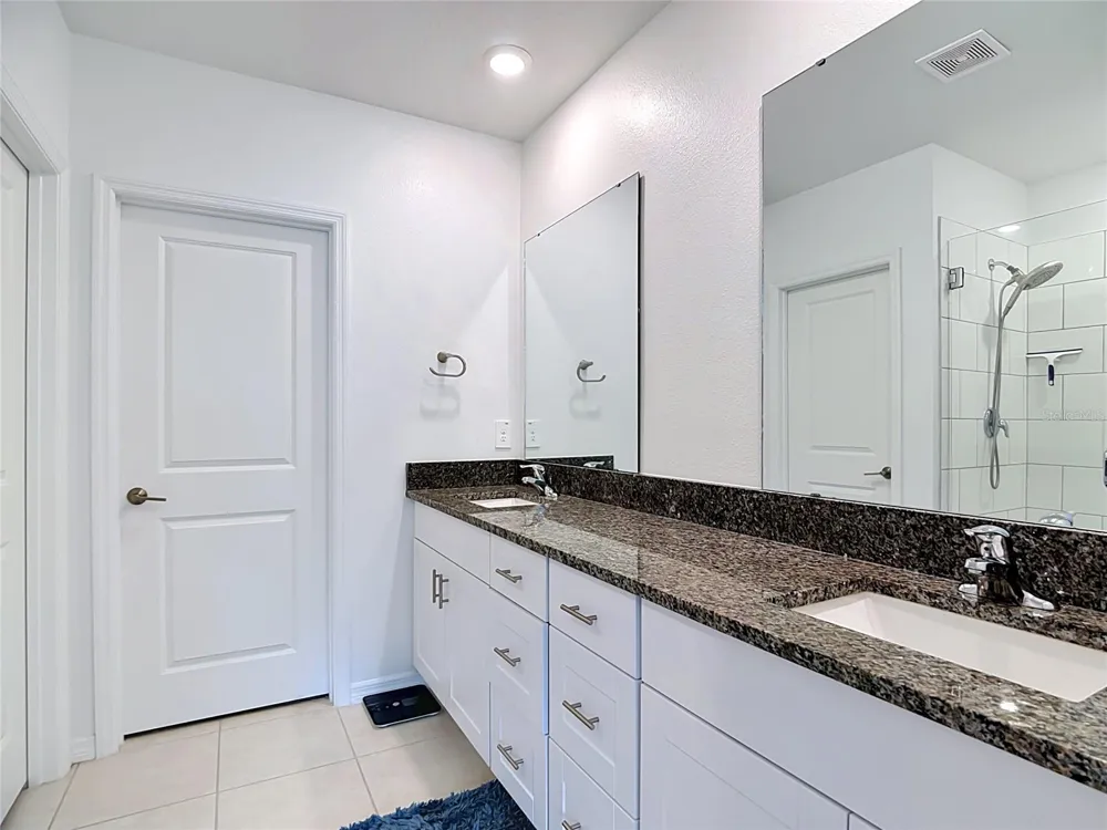 1633 RED LOOP Lakeland, FL 33801