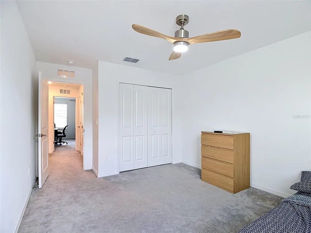 1633 RED LOOP Lakeland, FL 33801