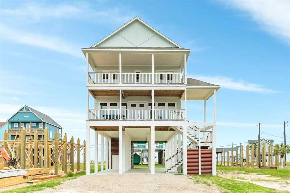 13010 Buccaneer Parkway Freeport, TX 77541